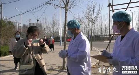 模擬開學!德州尚德小學開展疫情防控校車應急演練 模擬開學!德州尚德小學開展疫情防控校車應急演練