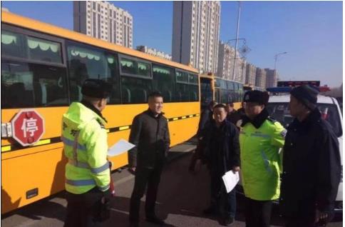 一校一策保安全 吉林省交警全力護航開學 一校一策保安全 吉林省交警全力護航開學