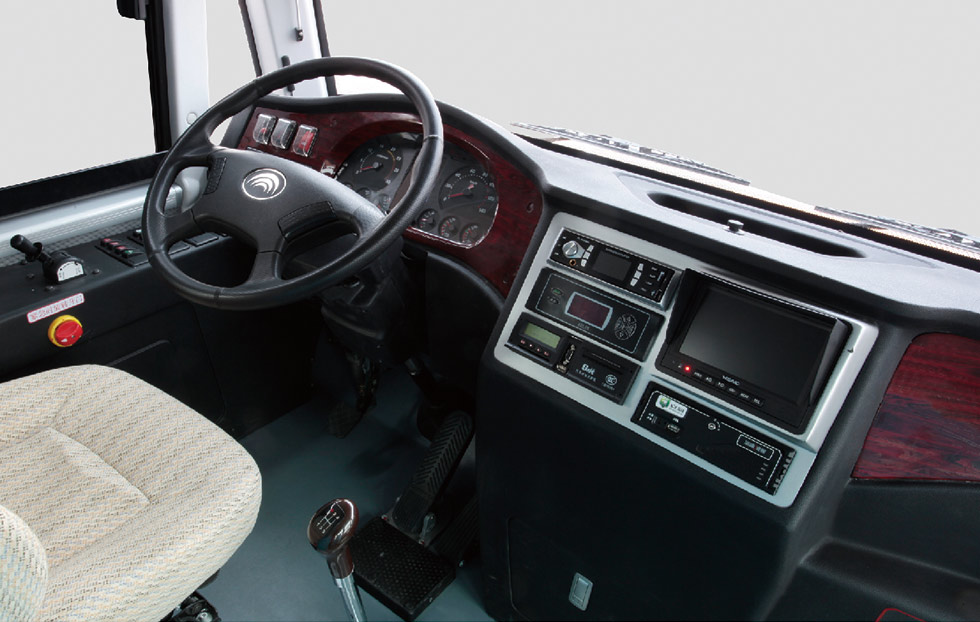 宇通51座幼兒園校車ZK6109DX